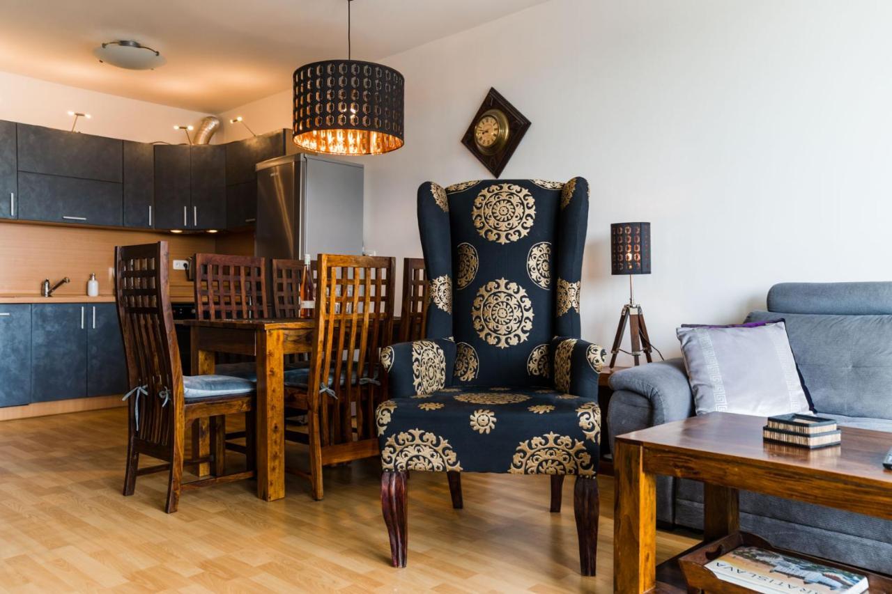 Comfy Condo On The 20Th Floor & Free Parking Bratislava Exterior photo